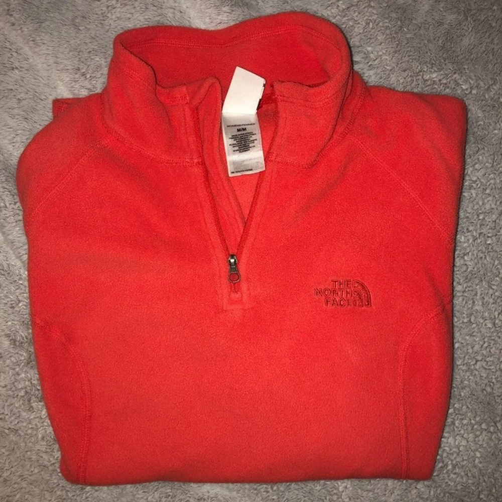 Women’s north face quarter zip fleece
